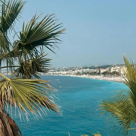 Spacieux Et Moderne T2 - Hyper Centre *